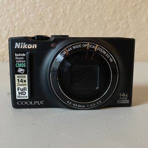 Nikon Coolpix S8200